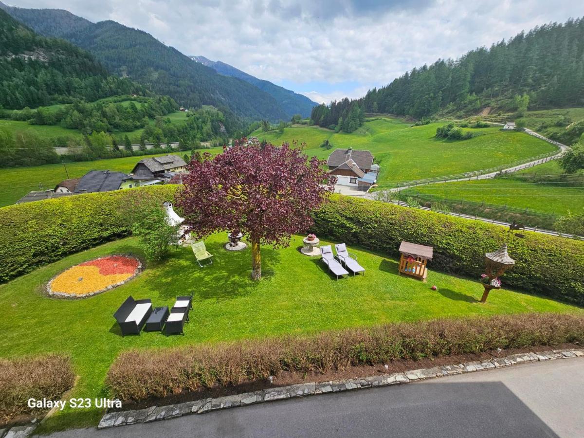 Haus Pfeifenberger Hotel Zederhaus Bagian luar foto